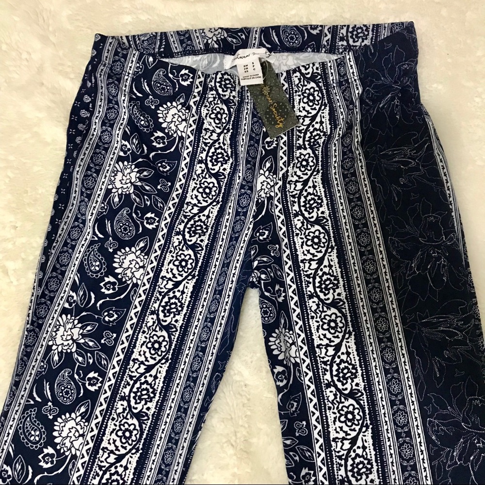🔖NWT Boho Matching Crop Top and Flare Pants - Picture 4 of 5